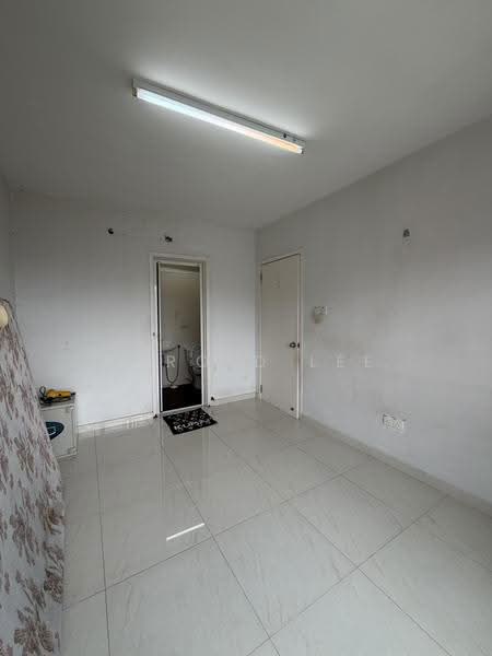 Condominium for Sale at Central Garden - Harold Lee - Masterroom - PropertyGuru.com.my