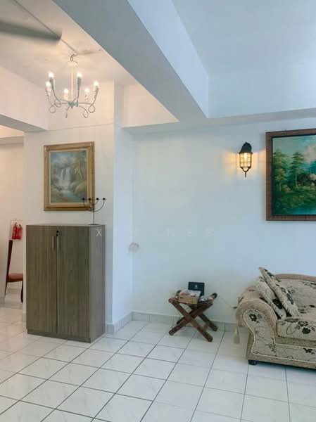 Kondominium untuk Dijual di Subang Ville Aman Luxury Condominiums - Xin Nee - Living Room - PropertyGuru.com.my
