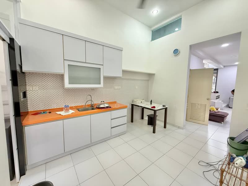 Rumah Teres 1.5-Tingkat untuk Dijual di Bukit Indah (Iskandar Puteri (Nusajaya)) - Shieh Long Chen - Kitchen - PropertyGuru.com.my