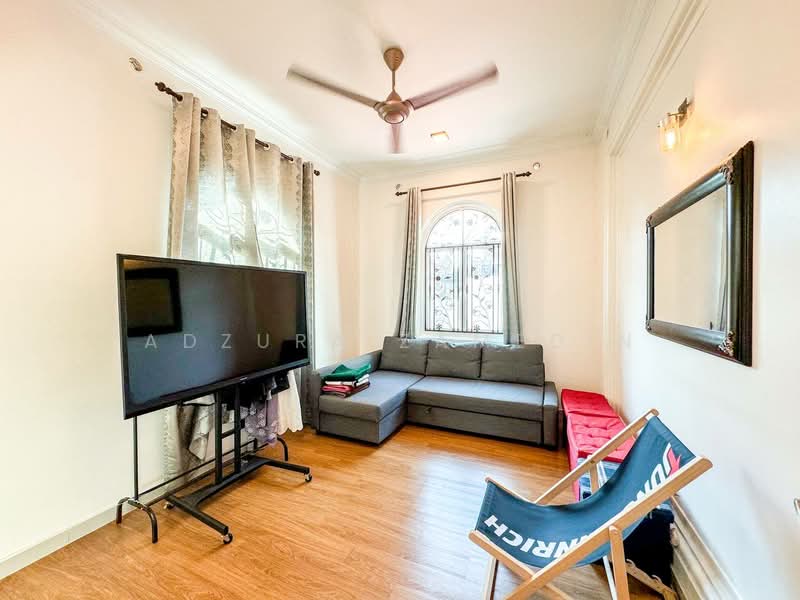 Bungalow for Sale in Seksyen 7 (Shah Alam) - Adzura Zamedin - Living Room - PropertyGuru.com.my