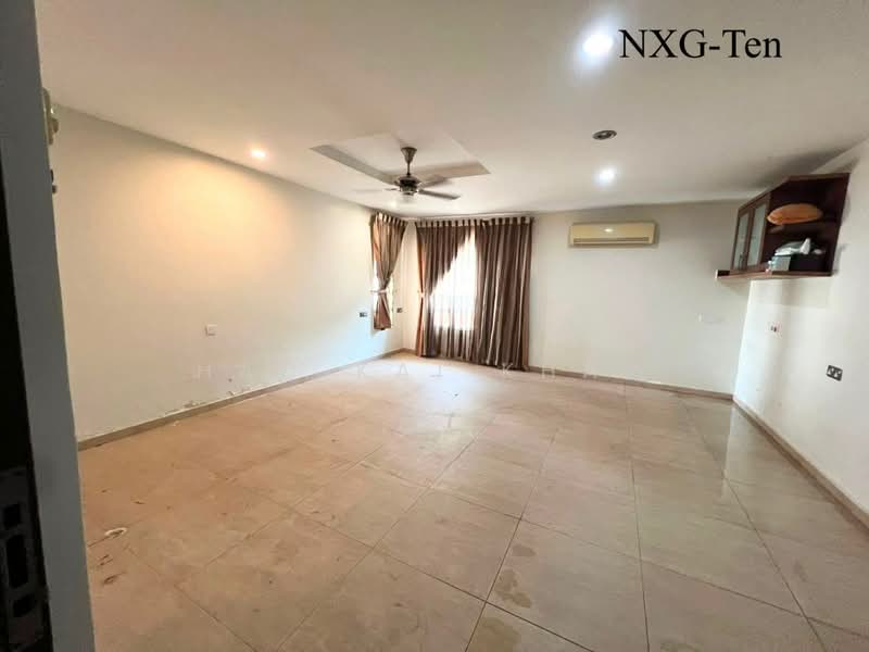 Rumah Berkembar untuk Dijual di Mutiara Bukit Raja (Kapar) - Hao Kai Khaw - Living Room - PropertyGuru.com.my