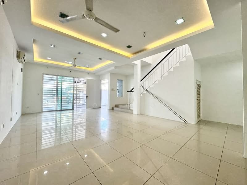 2-storey Terraced House for Sale in Kajang (Selangor) - Eldon Chong - Living Room - PropertyGuru.com.my