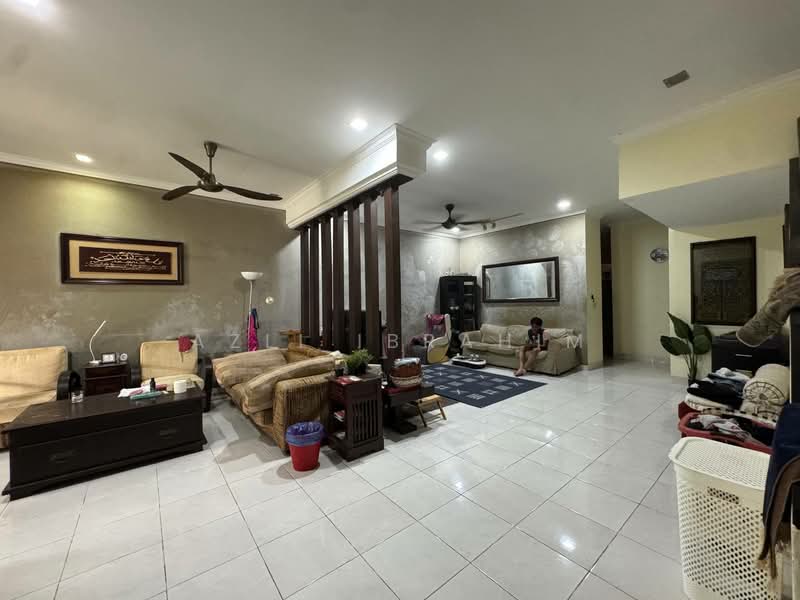 Rumah Teres 2 Tingkat untuk Dijual di Alam Damai (Cheras) - Azli Ibrahim - Living Room - PropertyGuru.com.my
