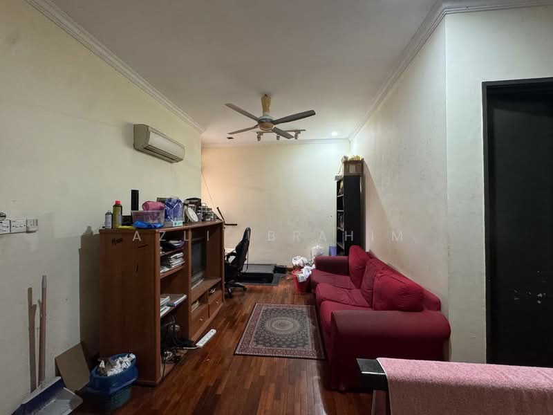 Rumah Teres 2 Tingkat untuk Dijual di Alam Damai (Cheras) - Azli Ibrahim - Living Room - PropertyGuru.com.my