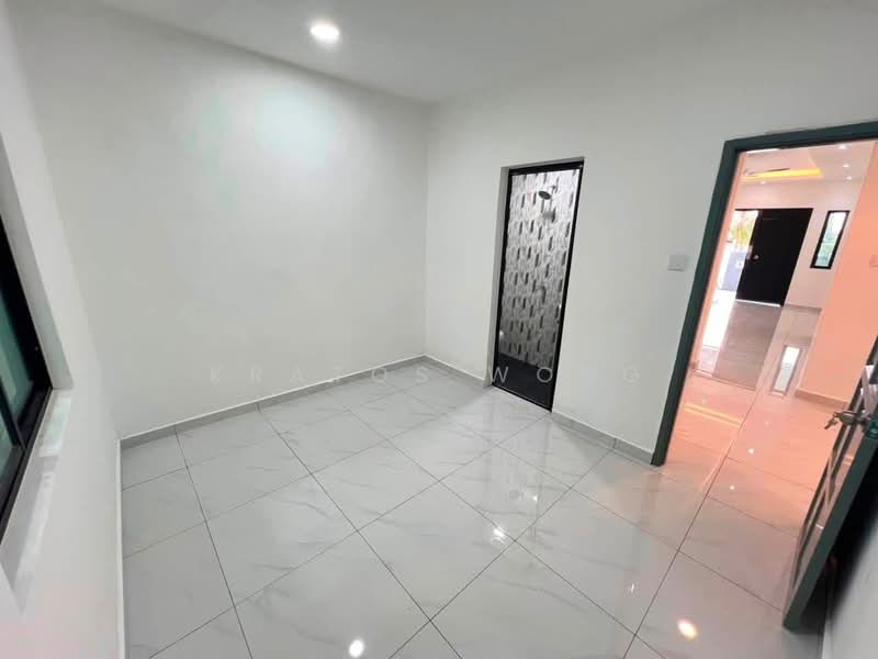 1-storey Terraced House for Sale in Taman Johor Jaya (Johor Bahru) - Kratos Wong - PropertyGuru.com.my
