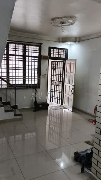 2-storey Terraced House for Sale in Taman Puteri Wangsa (Ulu Tiram) - Ahmad Fakhruddin - PropertyGuru.com.my