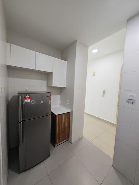 Apartment for Sale at Seasons Amara Larkin - JOANNE YONG - Kitchen - PropertyGuru.com.my