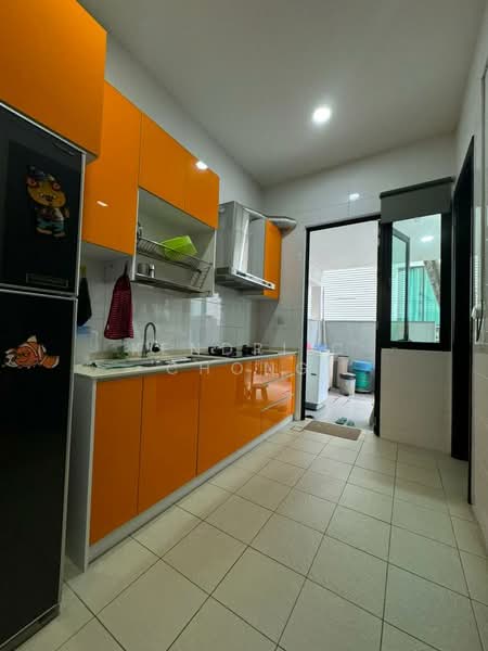 Rumah Teres 3 Tingkat untuk Dijual di Duta Villa (Setia Alam) - Kendriic Chong - Kitchen - PropertyGuru.com.my