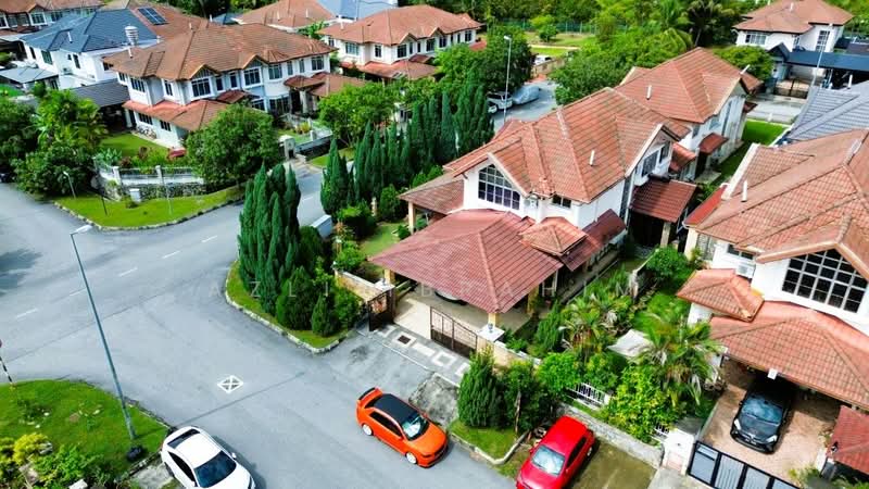 Bungalow for Sale in Bandar Seri Putra (Bangi) - Azli Ibrahim - Exterior - PropertyGuru.com.my