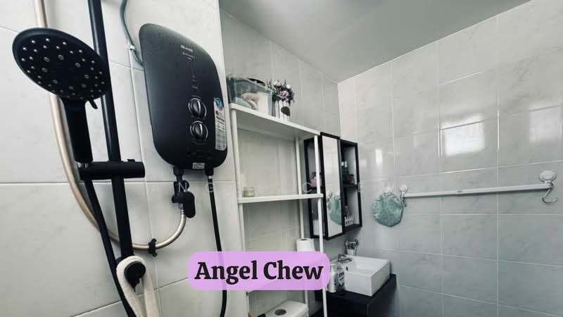 Townhouse for Rent in Bandar Cassia (Batu Kawan) - Angel Chew - Bathroom - PropertyGuru.com.my