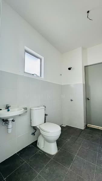 2-storey Terraced House for Sale in Meru (Klang) - Muin Mn - Bathroom - PropertyGuru.com.my