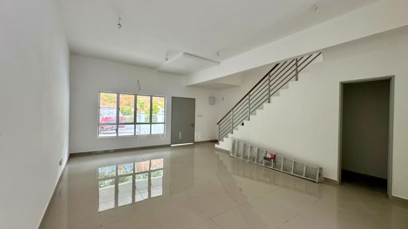 2-storey Terraced House for Sale in Meru (Klang) - Muin Mn - Living Room - PropertyGuru.com.my