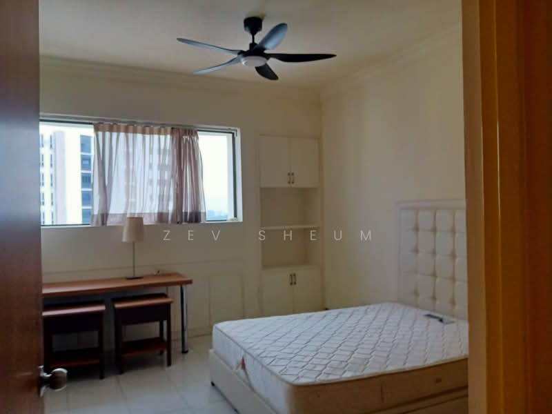 Servis Apartment untuk Dijual di Mont Kiara Pines - Zev Sheum - Bedroom - PropertyGuru.com.my