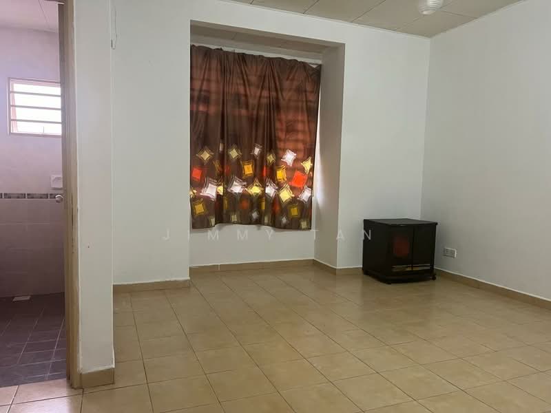 2-storey Terraced House for Sale in Desa Coalfields (Sungai Buloh) - Jimmy Tan - Bathroom - PropertyGuru.com.my