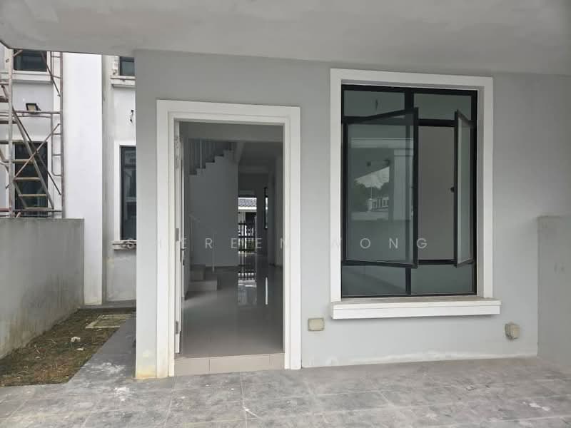 Terraced House for Sale in Kota Masai (Pasir Gudang) - Shereen Wong - Entrance - PropertyGuru.com.my
