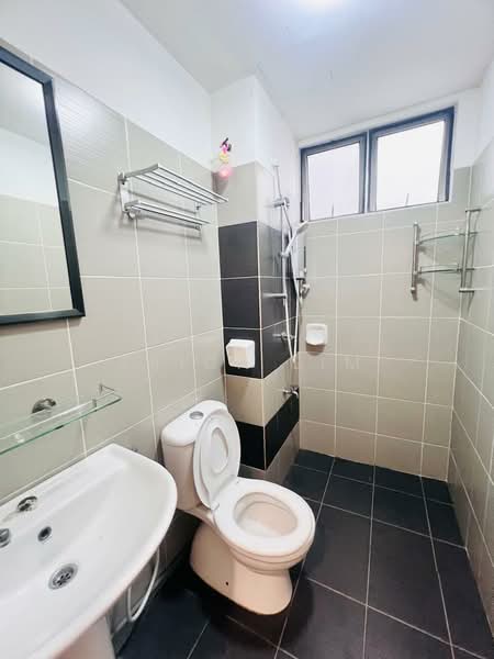 Apartment for Rent at Bayu Angkasa - Erica Lim - Bathroom - PropertyGuru.com.my