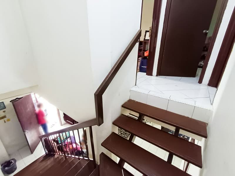 Rumah Teres 2 Tingkat untuk Dijual di Taman Pinggiran Putra (Seri Kembangan) - Azli Ibrahim - Interior - PropertyGuru.com.my