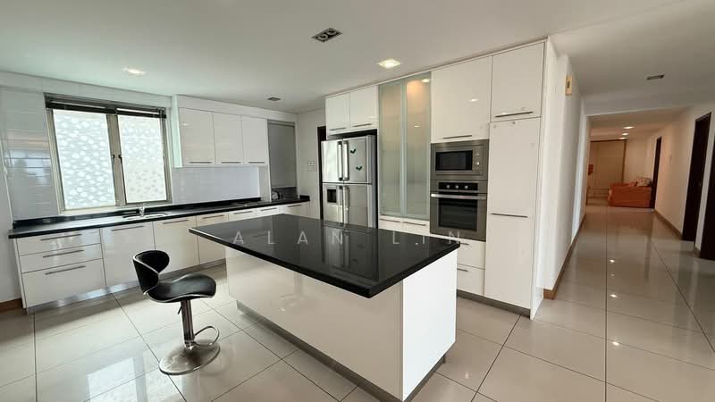 Pangsapuri untuk Dijual di Molek Pine 2 - Alan Lin - Kitchen - PropertyGuru.com.my