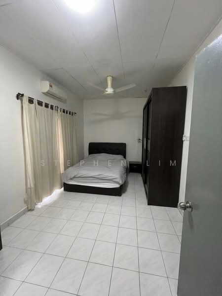 2-storey Terraced House for Sale in Taman Puncak Jalil (Seri Kembangan) - Stephen Lim - Bedroom - PropertyGuru.com.my