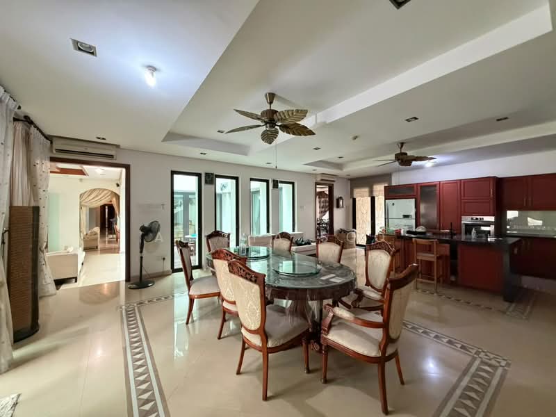 Rumah Banglo untuk Dijual di Shah Alam (Selangor) - Alicia Soo - Dining Room - PropertyGuru.com.my