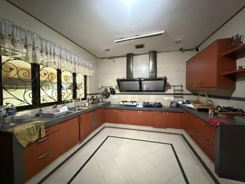 Rumah Banglo untuk Dijual di Shah Alam (Selangor) - Alicia Soo - Kitchen - PropertyGuru.com.my