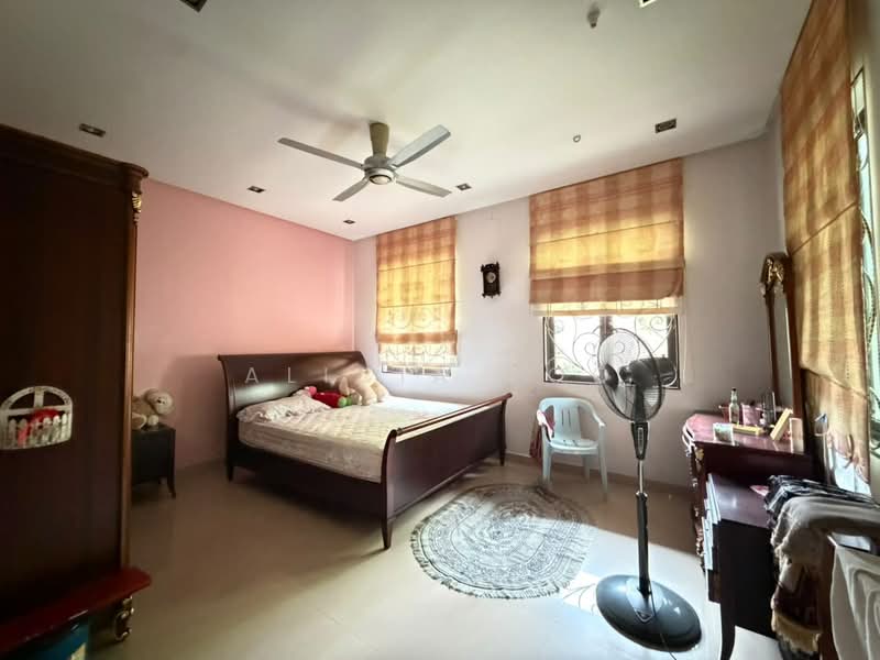 Rumah Banglo untuk Dijual di Shah Alam (Selangor) - Alicia Soo - Bedroom - PropertyGuru.com.my
