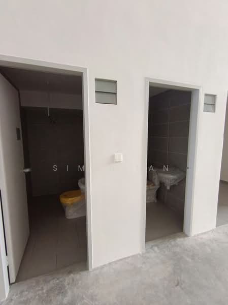 Kilang untuk Disewa di Taman Meru Selatan (Klang) - Simon Tan - Bathroom - PropertyGuru.com.my
