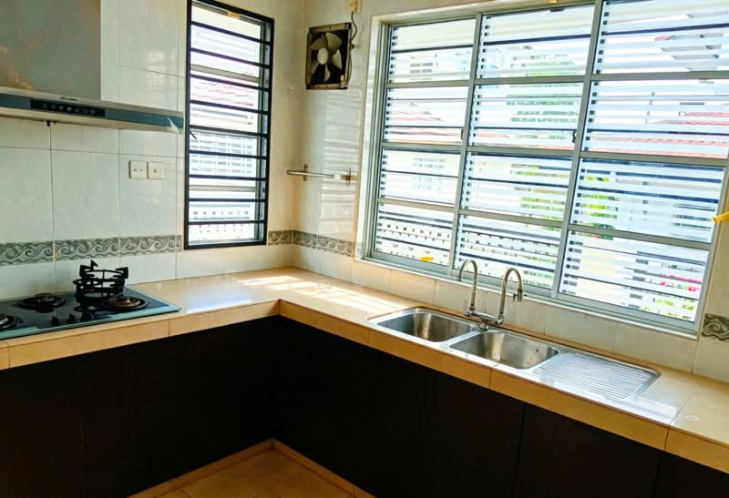 Rumah Teres 2 Tingkat untuk Dijual di Pju 1a (Ara Damansara) - Victor Liew - Kitchen - PropertyGuru.com.my