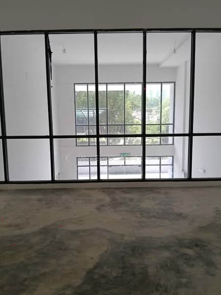 Shop / Office for Sale in Taman Sri Sentosa (Jalan Klang Lama (Old Klang Road)) - Kweenie Chong - Interior - PropertyGuru.com.my