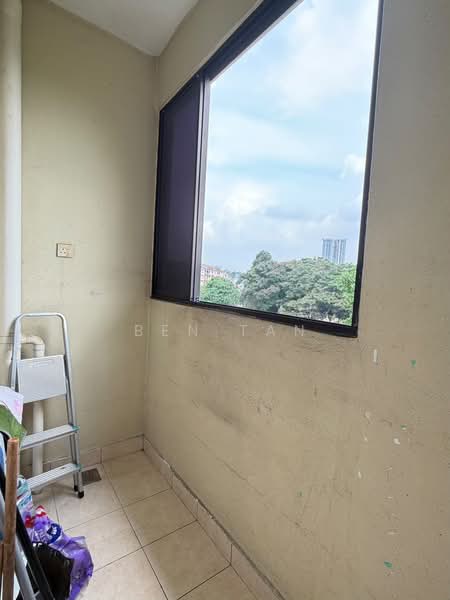 Rumah Bandar untuk Dijual di Petaling Jaya (Selangor) - Ben Tan - Balcony - PropertyGuru.com.my