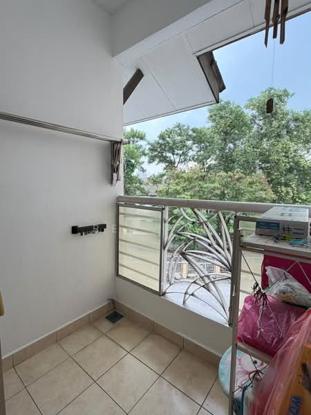 Rumah Bandar untuk Dijual di Petaling Jaya (Selangor) - Ben Tan - Balcony - PropertyGuru.com.my