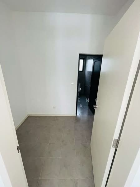 Semi-Detached House for Sale in Telok Panglima Garang (Selangor) - Bee Seng Chia - PropertyGuru.com.my