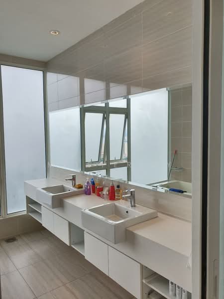 Kondominium untuk Dijual di Damansara Foresta - Meister CY - Bathroom - PropertyGuru.com.my