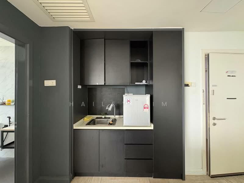 Servis Apartment untuk Disewa di Marriot International Hotel @ Empire City - Hailey Lim - Kitchen - PropertyGuru.com.my