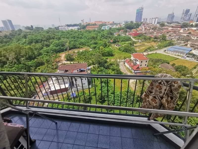 Kondominium untuk Dijual di Seri Cendekia - Ken Phang - Balcony - PropertyGuru.com.my