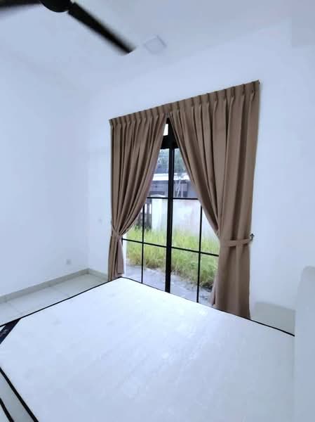 Rumah Teres 2 Tingkat untuk Dijual di Eco Summer (Johor Bahru) - Karl Lim - Bedroom - PropertyGuru.com.my