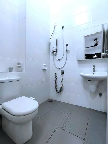 Rumah Teres 2 Tingkat untuk Dijual di Eco Summer (Johor Bahru) - Karl Lim - Bathroom - PropertyGuru.com.my