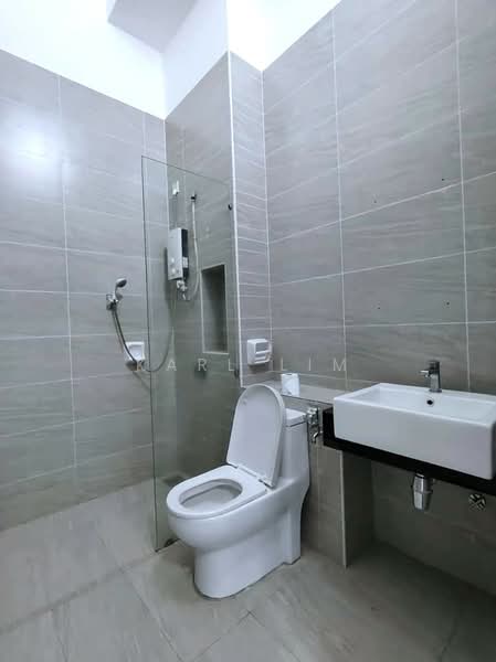Rumah Teres 2 Tingkat untuk Dijual di Eco Summer (Johor Bahru) - Karl Lim - Bathroom - PropertyGuru.com.my