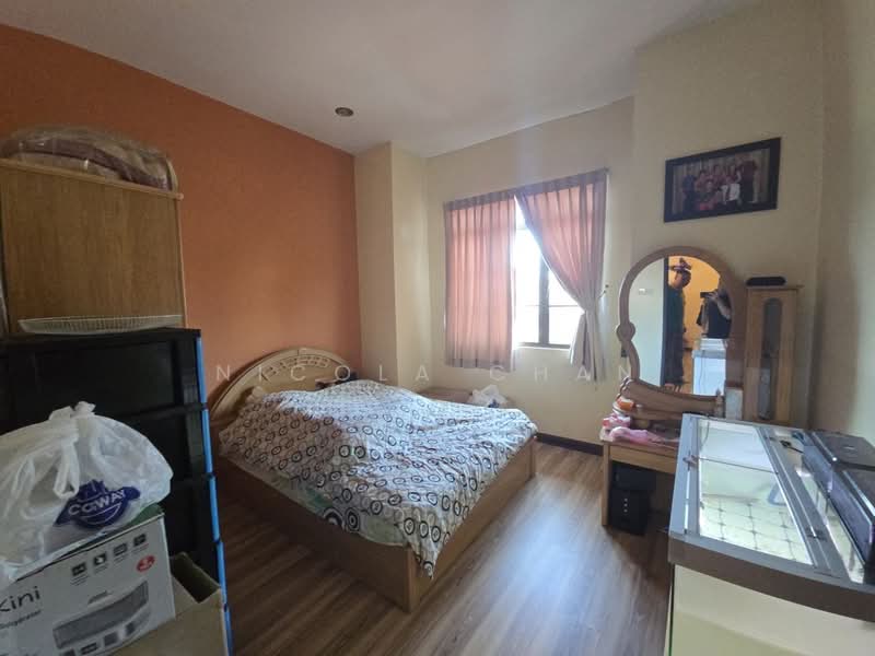 Rumah Berkembar untuk Dijual di Kuching (Sarawak) - Nicola Chan - Bedroom - PropertyGuru.com.my