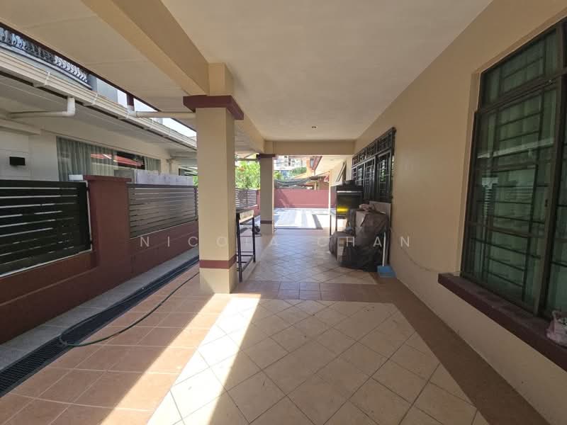 Rumah Berkembar untuk Dijual di Kuching (Sarawak) - Nicola Chan - Exterior - PropertyGuru.com.my
