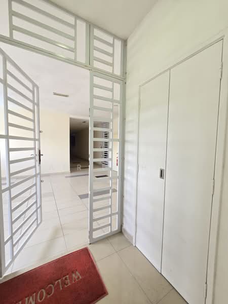 Pangsapuri untuk Disewa di Horizon Residence (Dwi Mutiara) - April Chin - Entrance - PropertyGuru.com.my