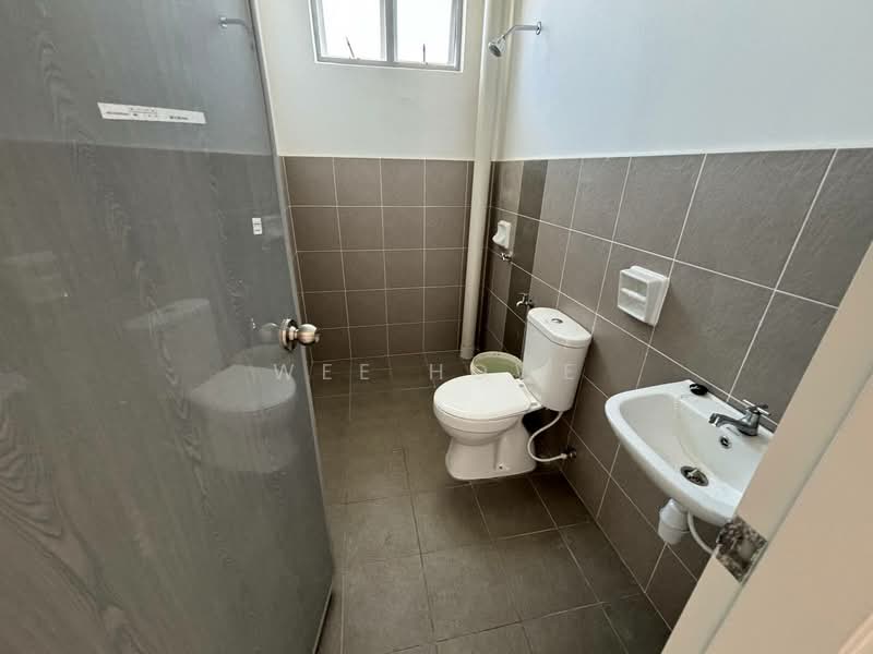 Rumah Teres 2 Tingkat untuk Dijual di Bandar Bistari Perdana (Pasir Gudang) - Wee Howe - Bathroom - PropertyGuru.com.my