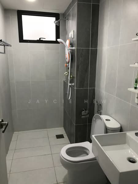 Servis Apartment untuk Disewa di Eclipse Residence @ Pan'gaea - Jaycie Hew - Bathroom - PropertyGuru.com.my