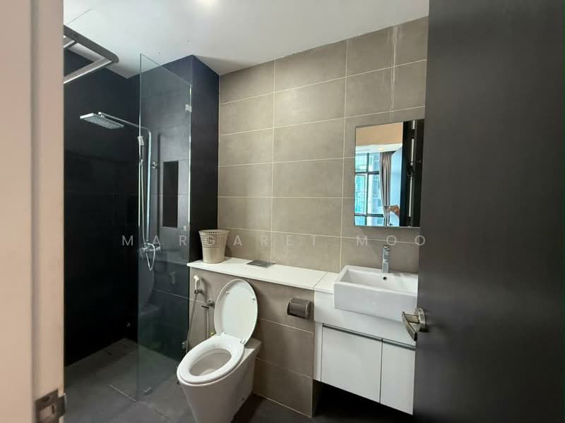 Servis Apartment untuk Disewa di Setia Sky 88 - Margaret Moo - Bathroom - PropertyGuru.com.my