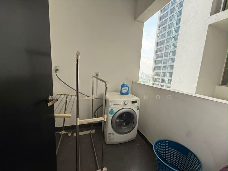 Servis Apartment untuk Disewa di Setia Sky 88 - Margaret Moo - Balcony - PropertyGuru.com.my