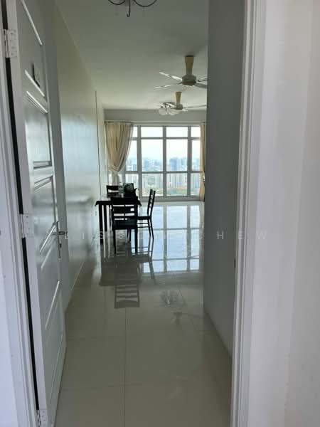 Kondominium untuk Dijual di The Peak Residences - Alisson Chew - Dining Room - PropertyGuru.com.my
