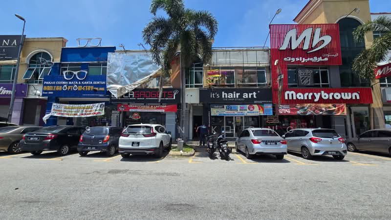 Shop for Rent in Taman Pelangi Semenyih (Semenyih) - Sharon Khong - Exterior - PropertyGuru.com.my