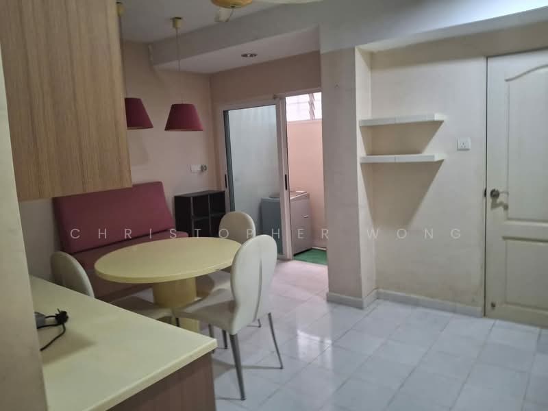 2-storey Terraced House for Rent in Petaling Jaya (Selangor) - Christopher Wong - Dining Room - PropertyGuru.com.my