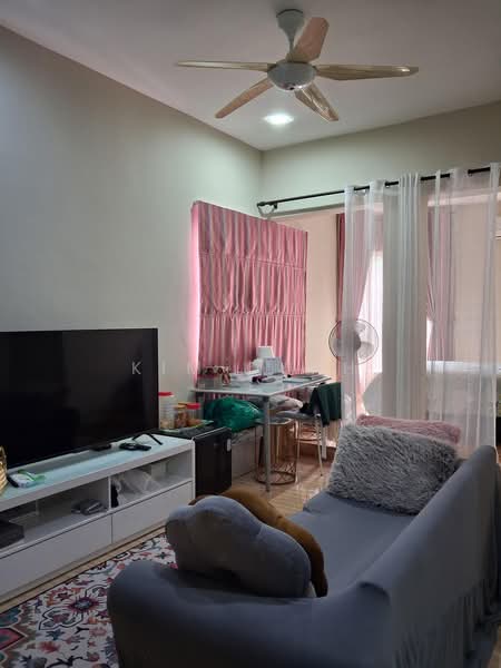 Semi-Detached House for Sale in D'Kayangan (Shah Alam) - Kim Quah - Living Room - PropertyGuru.com.my