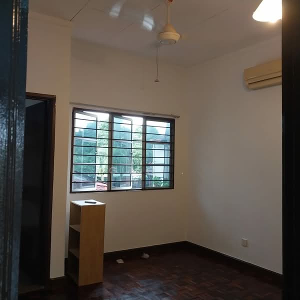Terraced House for Rent in Putra Heights (Subang Jaya) - Geo . - Bedroom - PropertyGuru.com.my